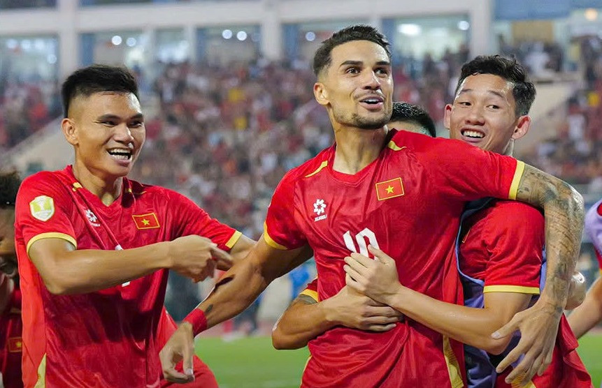 Chung kết lượt về Việt Nam – Thái Lan (2-2): Việt Nam bảo vệ thành công ngôi vô địch