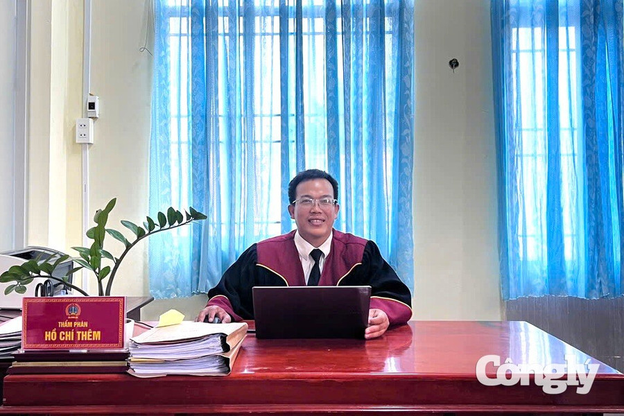 Thẩm phán Hồ Chí Thêm: Nỗ lực rèn luyện, học tập để phụng sự công lý
