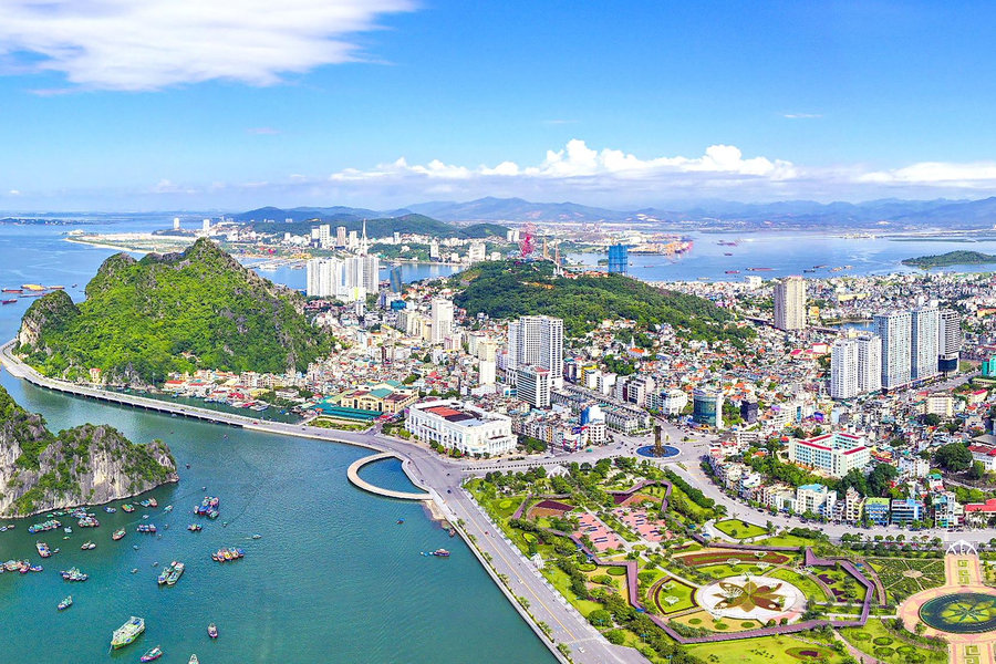 Quảng Ninh chính thức trở thành thành phố từ hôm nay (1/9)