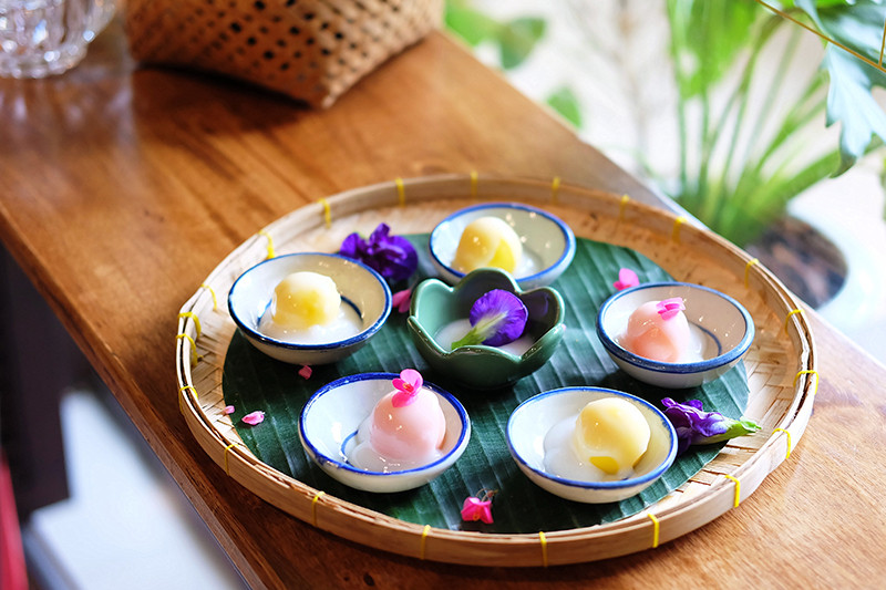 Khanom Phra Phai: Những chiếc bánh Thái Lan rực rỡ màu sắc từ rau củ tự nhiên