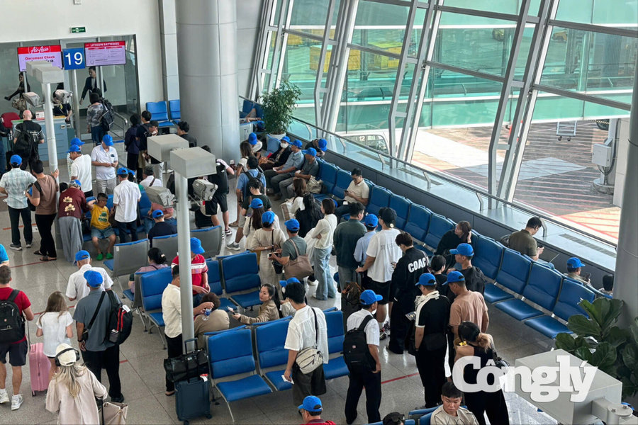 Sân bay Tân Sơn Nhất phục vụ hơn 4.400 chuyến bay dịp lễ