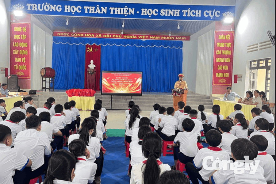 Trang bị kỹ năng an toàn cho học sinh