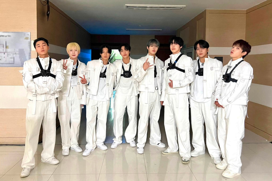 ATEEZ khiến fan tò mò với màn nhá hàng đầy ẩn ý