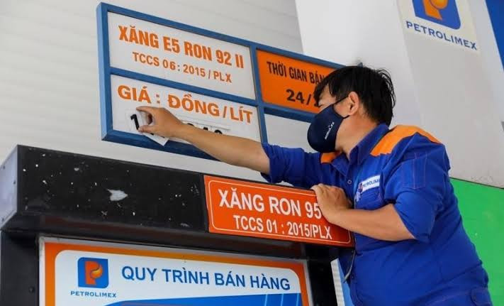 Giá xăng, dầu đồng loạt tăng