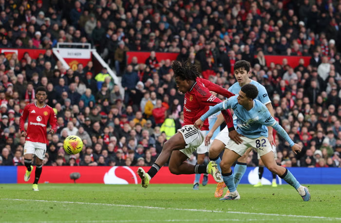 Man Utd - Man City: Derby thành Manchester hứa hẹn hấp dẫn và khó lường