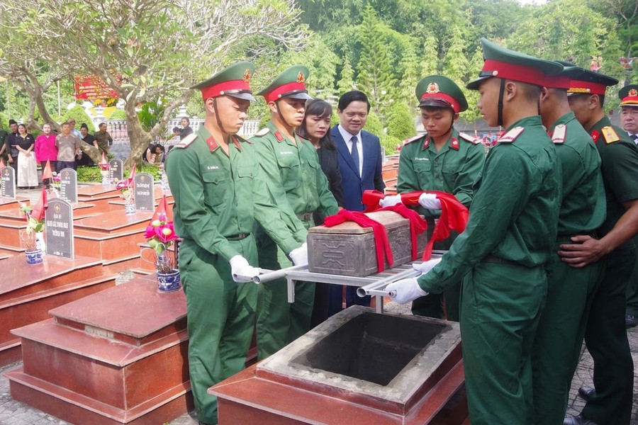 Sơn La: Truy điệu, an táng hài cốt liệt sĩ được quy tập tại bản Hua Đán